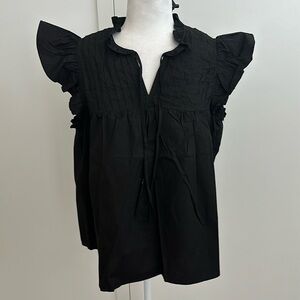 NWT Kourt Ruffle Sleeve Too Sz L